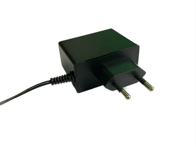 12W Battery charger